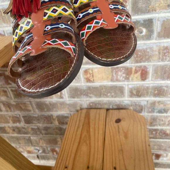 New Sam Edelman Linny Gladiator Sandals bohemian tassel painted jewel … - Picture 7 of 11